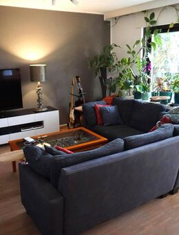 Perfekt für zwei Personen - Bungalowdoppelhaushälfte in Leonberg! - Leonberg (Baden-Württemberg)
