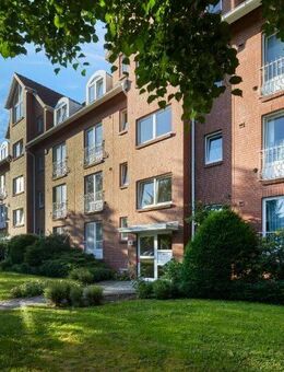Modernisierte 2,5-Zimmer-Wohnung mit Südbalkon und Blick ins Grüne - durchdachte Ausstattung in ruhiger Lage - Quickborn (Landkreis Pinneberg)