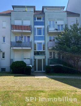 Attraktive 2-Zi.-Whg. mit Balkon und TG-Stellplatz - Singen (Hohentwiel)