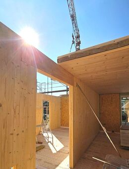 ROHBAU FERTIGSTELLUNG - Reserviert - 100.000€ KfW Darlehn - 2.5-Zi im 1.OG - KfW40, - NEUBAUPROJEKT GRÜNE MITTE - Engen - KfW Förderung & Sonder AfA - Engen
