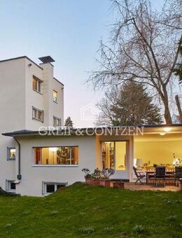 Historische Riphahn-Villa auf einem parkähnlichen Grundstück - Köln