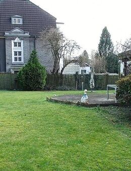 Schöne 2,5 Erdgeschosswohnung inkl. EBK & Garten - zentrale Lage - Bochum