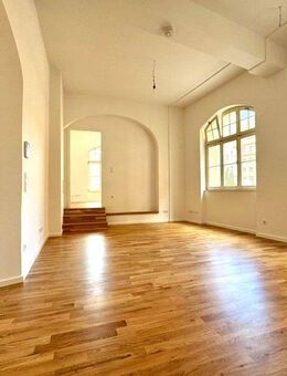 2-Raum-Wohnung mit besonderem Charme im *Erstbezug* mit Einbauküche und Tageslichtbad - Halle (Saale)