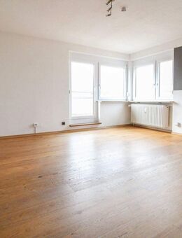 Helle 3-Zimmer-Wohnung mit großem Balkon, Einbauküche und Garage - Geislingen (Steige)