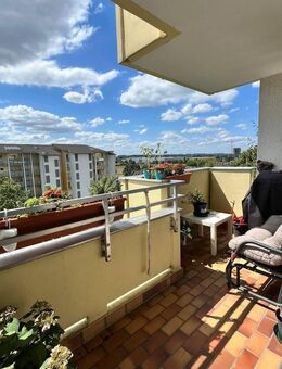 Helles vermietetes 3-Zimmer-Apartment mit Balkon in Germering - Germering