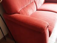 Biete hier ein 2,5 - er Sofa mit hohem Rücken, pepper - farbig - Solingen (Klingenstadt)