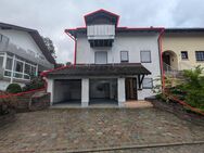 Renoviertes Zweifamilienhaus inklusive Einliegerwohnung, ruhige Lage, großer Garten und Wintergarten - Gaggenau