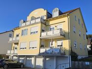 Helle und sonnige 3-Zimmer-Wohnung mit Balkon und Garage in attraktiver Wohnlage von Schwandorf! - Schwandorf