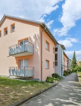 Sofort Bezugsfrei! 4-Zimmer-Wohnung mit West- Balkon in bester Wohnlage von Erlangen - Erlangen