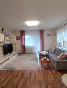 Ruhige 4 Zimmer Eigentumswohnung, mit Vollwärmeschutz ! - Mörlenbach