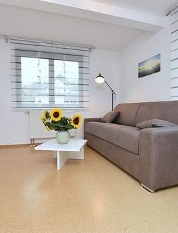 Modern möblierte 2-Zimmer Wohnung mit Balkon und Internet in Gärtringen Rohrau - Gärtringen