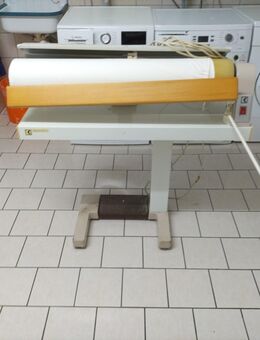 Bügelmaschine zu verkaufen - Künzell