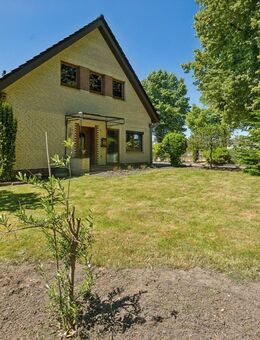 Familienfreundliches Einfamilienhaus mit 5 Zimmern und Garage in Bokholt-Hanredder - Bokholt-Hanredder