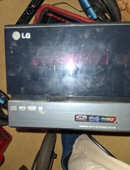 LG Cd Player, Radio und Ferbedienung - Bremen