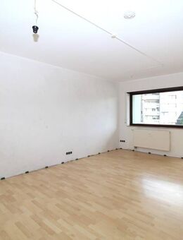 Helle 3 Zimmer-Wohnung mit Balkon und Stellplatz in Ludwigshafen-West - Ludwigshafen (Rhein)
