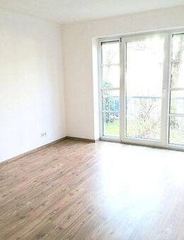 !! 2-Zimmer-Wohnung mit Balkon und Tiefgaragenstellplatz im Stadtteil Schlosschemnitz !! - Chemnitz