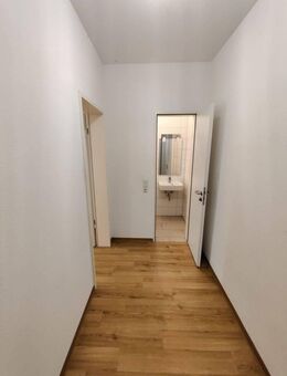 Im Innenhof gelegene 122 qm 2-Zimmer-Wohnung mit EBK - Aschaffenburg
