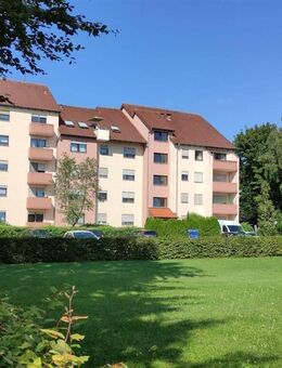 TOP MODERNISIERTE 2,5-ZIMMER-WOHNUNG MIT BALKON & TG-STELLPLATZ IN RUHIGER LAGE - Ulm
