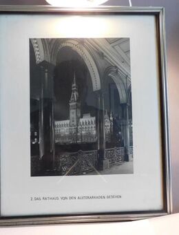 Das Rathaus von den Alsterarkaden handsigniert schwarz/weiß - Lohfelden