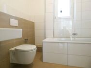 *** Modernisierte 2-Zi-Altbauwohnung mit Wohnküche und Loggia im beliebten Luisenhof sucht neuen Mieter *** - Essen
