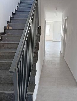 BIETERVERFAHREN! Großzügige Maisonettewohnung mit Balkon und 2 Dachterrassen! ERSTBEZUG! - Lorsch (Karolingerstadt)