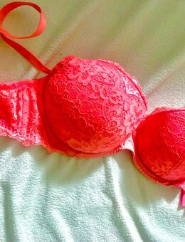 Nagelneuer Marken Bh 80d - Stuttgart