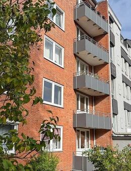 Sonnenverwöhnte Stadtwohnung im Erstbezug nach Sanierung! - Kiel