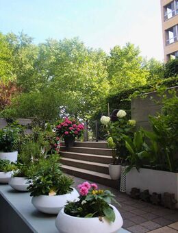 Direkt am Main - Exklusive 4-Zimmer Maisonette-Wohnung mit Haus-in-Haus Charakter - Frankfurt (Main)