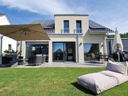 1765 -High-End Wohnhaus mit Einliegerwohnung für gehobene Ansprüche! - Herrenberg