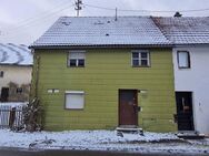 Sanierungsbedürftige Doppelhaushälfte in ländlich reizvoller Lage im LK Günzburg *PROVISIONSFREI* - Krumbach (Schwaben)