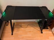 Gaming Tisch mit LED Beleuchtung - Berlin Marzahn-Hellersdorf