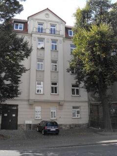 2 Raum Dachgeschosswohnung mit Balkon