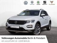 VW T-Roc, 1.0 TSI Style Connect, Jahr 2020 - Berlin