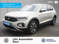 VW T-Roc, 1.0 TSI Move, Jahr 2023 - Daun