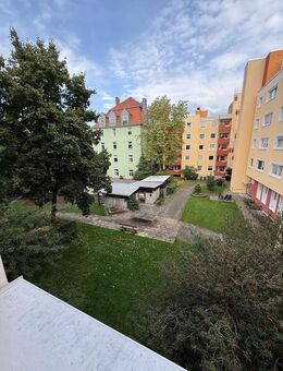 Neuhausen erleben Tolle renovierte 4 Zimmer Wohnung mit Platz und Flair - München