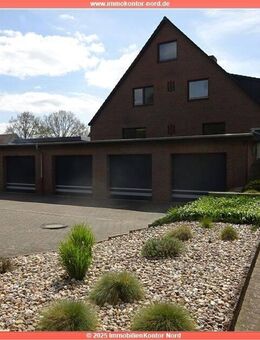 Zwei gepflegte, individuelle Häuser mit 12 WE + Garagen + Stellplätze, voll vermietet - Grande