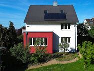 Viel Platz zum Wohnen! Saniertes Familienparadies mit großem Grundstück. - Bonn