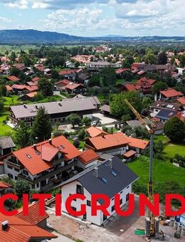 Benediktbeuern im idyllischen Voralpenland - Großzügige Neubau-DHH mit sonnigem Garten - Benediktbeuern