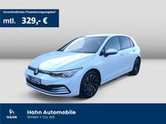 VW Golf, 2.0 TDI VIII Life AppCon, Jahr 2023 - Backnang