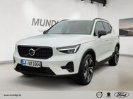 Volvo XC40, Plus Dark B4 EU6d, Jahr 2023 - Landshut