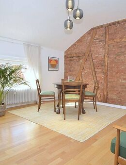Stilvolle möblierte 2-Zimmer Wohnung mit Internet in Altbauvilla in Wiesbaden Nerotal - Wiesbaden