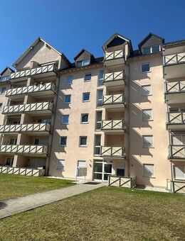 Grüne Wohnlage mit Weitblick -vermietete Eigentumswohnung mit Südbalkon und TG-Stelplatz- - Chemnitz