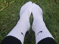 Wer will meine getragen Socken, Fotos von ihnen? - Sankt Georgen (Schwarzwald)