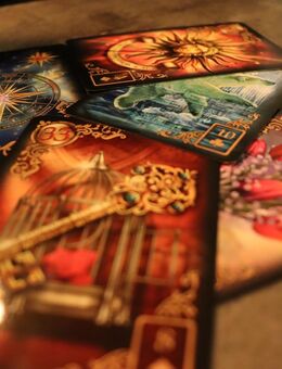 Einzelunterricht in den Tarot- und Lenormandkarten (Präsenz/Zoom) - Bielefeld