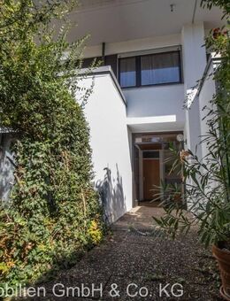 ** Stilvolles Architektenhaus in einer der besten Lagen Echterdingens ** - Leinfelden-Echterdingen