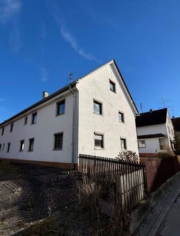 Großes Traum-Haus mit Hallen und weiteren Bauplatz - Langenneufnach