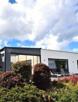 Exklusiver, energieeffizienter Bungalow, voll möbliert mit hochwertiger Ausstattung in Traumlage! - Morbach