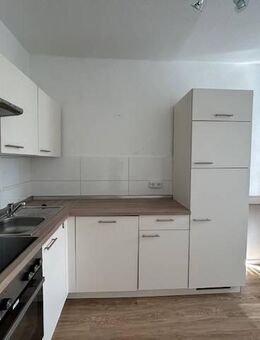 ---Sanierte 3-Raum Wohnung mit Einbauküche in Lusan--- - Gera