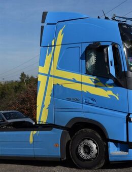 AUFKLEBER Fahrzeugbeschriftung VOLVO FH 12 13 16 KREUZ Set 3 Set5342 - Wuppertal