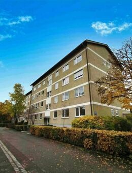 Renovierte 4,5-Zimmerwohnung mit Loggia im Herzen von Planegg in Süd-West-Lage - Planegg